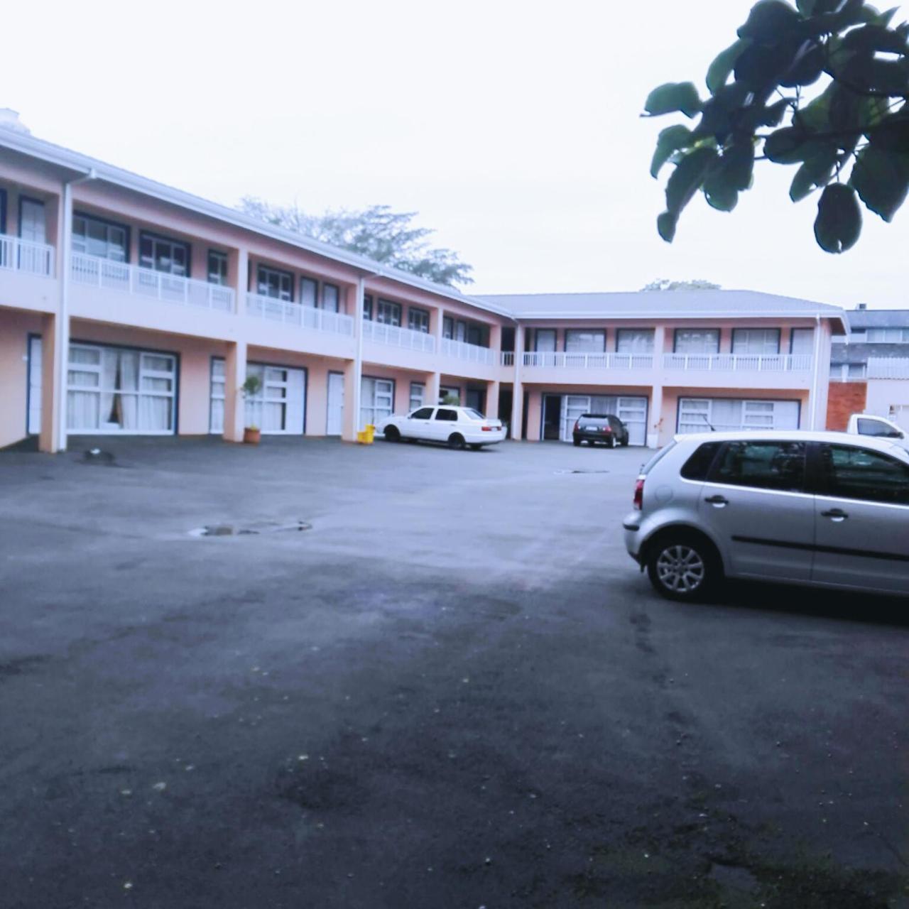 Bayside Hotel Pinetown New Germany Exterior photo